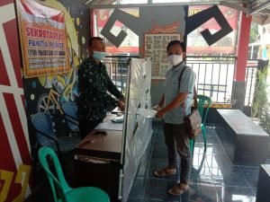 Khoirul Ilham Ambil Formulir Pendaftaran Calon Kepala Tiyuh Panaragan Jaya Indah