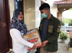 Dengan Tekad dan Niat Yang Tulus, Ny. Nuraini Jaya Lita Sukses Berbisnis Pempek