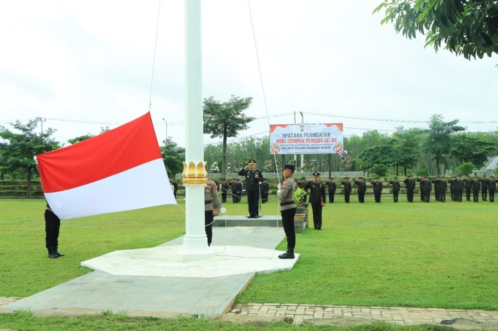 Kapolres Tubaba, AKBP Sendi Antoni Pimpin Langsung Upacara Kenaikan Bendera Peringati Hari Sumpah Pemuda ke 97