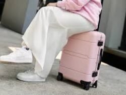 Tips Memilih Jenis Koper yang Tangguh dan Ringan Untuk Memudahkan Perjalanan Liburan ke Luar Negeri